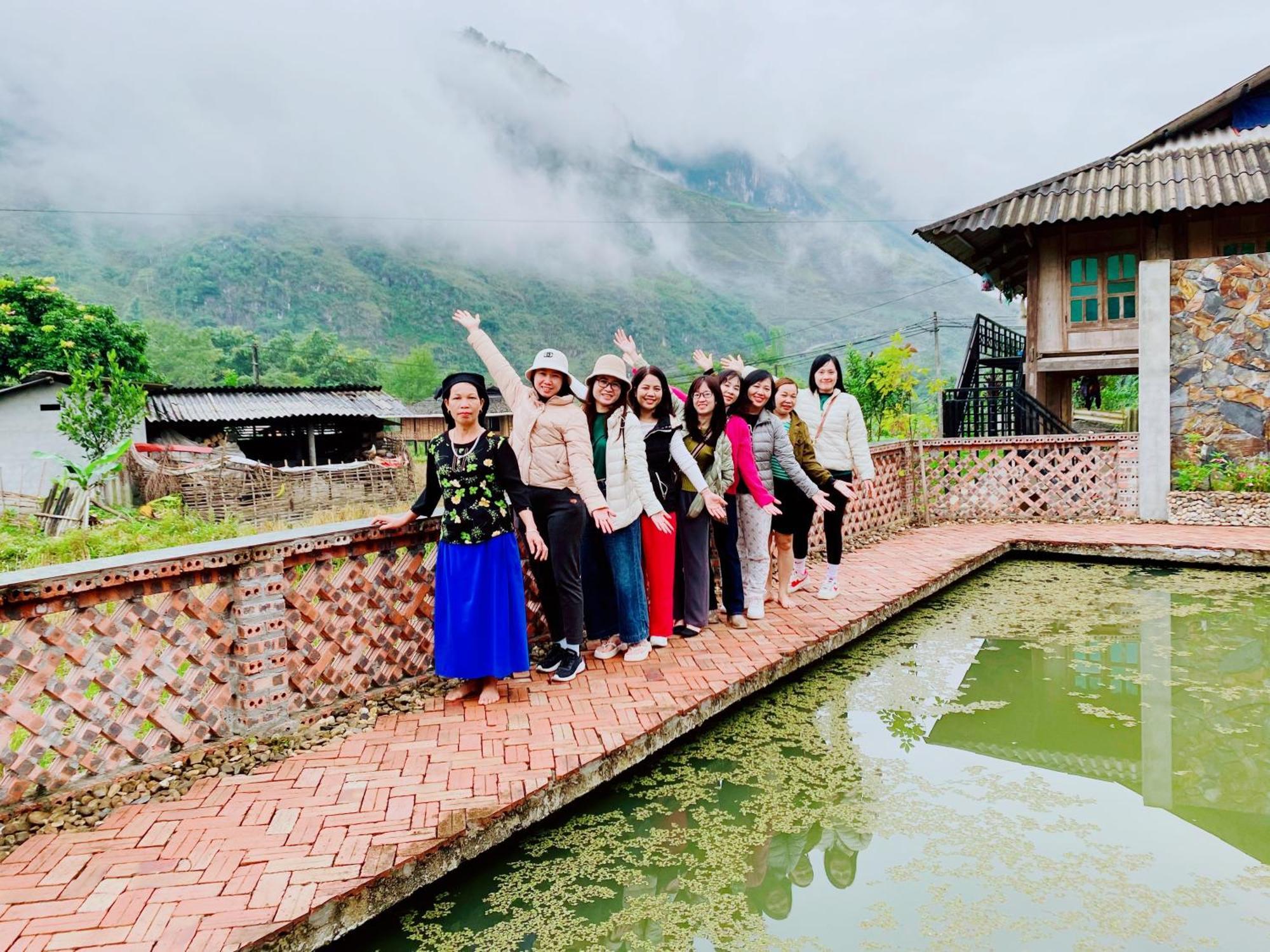 Duy Homestay Du Gia Lang Cac Luaran gambar