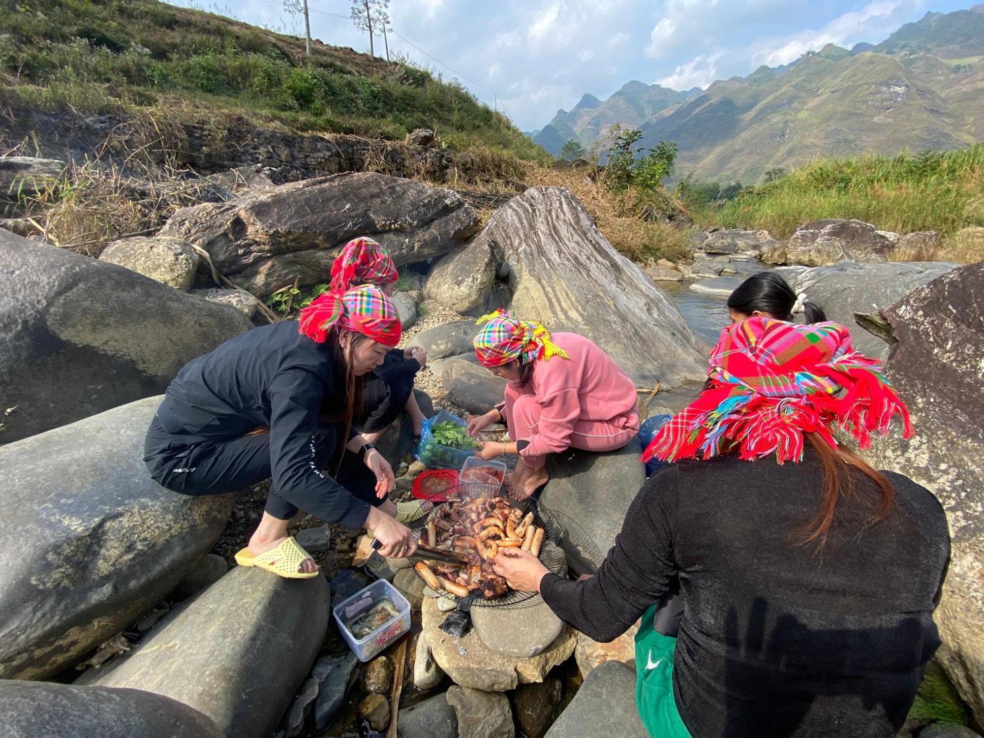 Duy Homestay Du Gia Lang Cac Luaran gambar